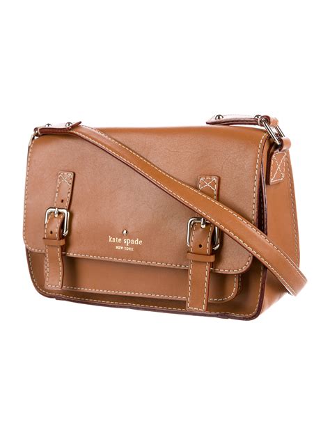 flap bag leather|Leather Flap Crossbody Handbags .